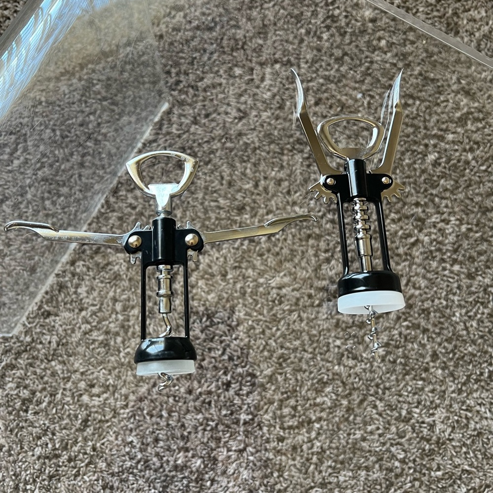 2 Corkscrews